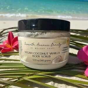 🌴 Seventh Avenue Vegan Coconut & Vanilla Body Scrub 🥥